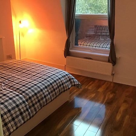Residential Quarters, General Gordon Square Apartment ลอนดอน ภายนอก รูปภาพ