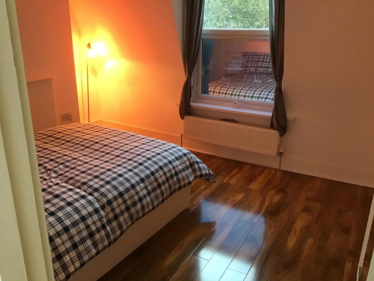 Residential Quarters, General Gordon Square Apartment ลอนดอน ภายนอก รูปภาพ